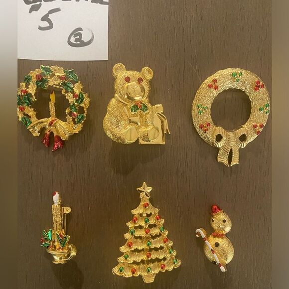 Lot of 6 Vintage Gerry’s Christmas Pin/Brooches Christmas Jewelry #5 - Picture 1 of 8